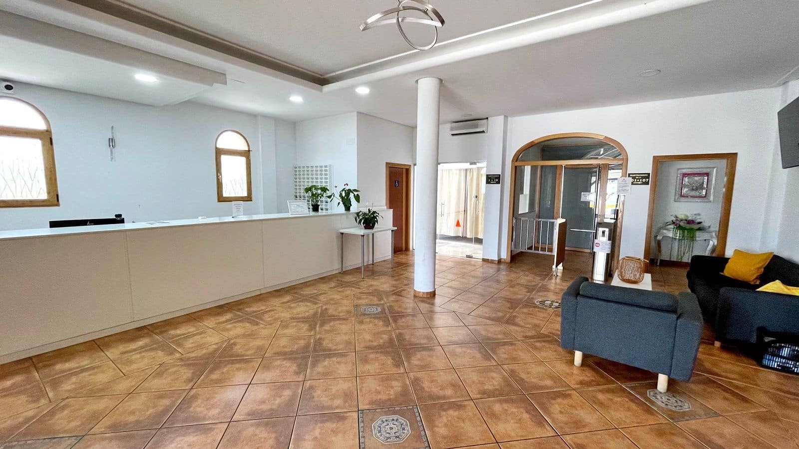 55 slaapkamer Commercieel te koop in L'Olleria met zwembad garage - € 10.000.000 (Ref: 9512036)