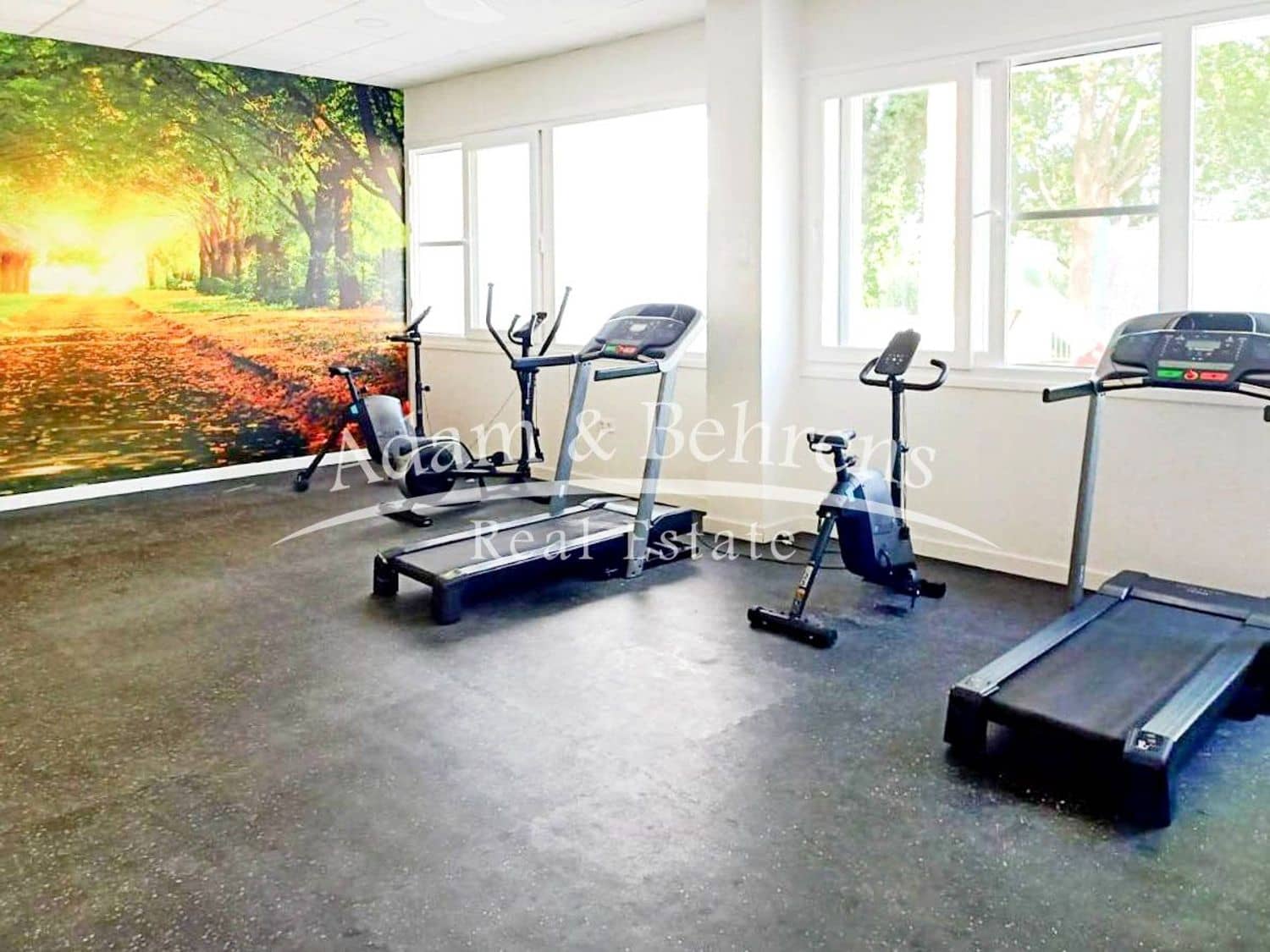 1 slaapkamer Appartement te koop in Valencia stad met zwembad garage - € 185.000 (Ref: 9533724)