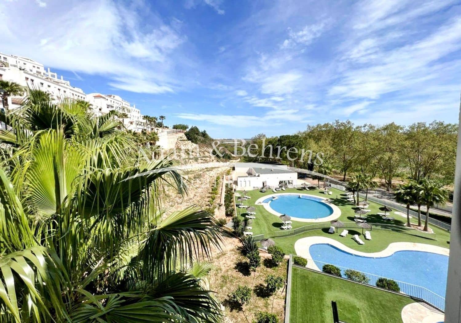 1 slaapkamer Appartement te koop in Valencia stad met zwembad garage - € 185.000 (Ref: 9533724)