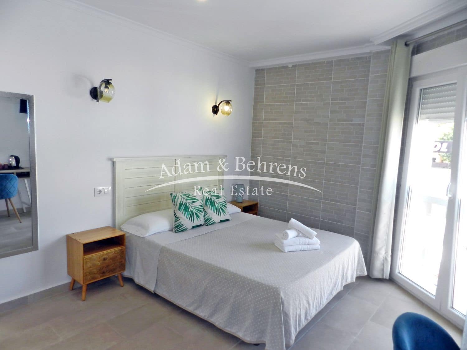 Hotelli myytävänä paikassa Calpe / Calp - 1 700 000 € (Ref: 9570321)