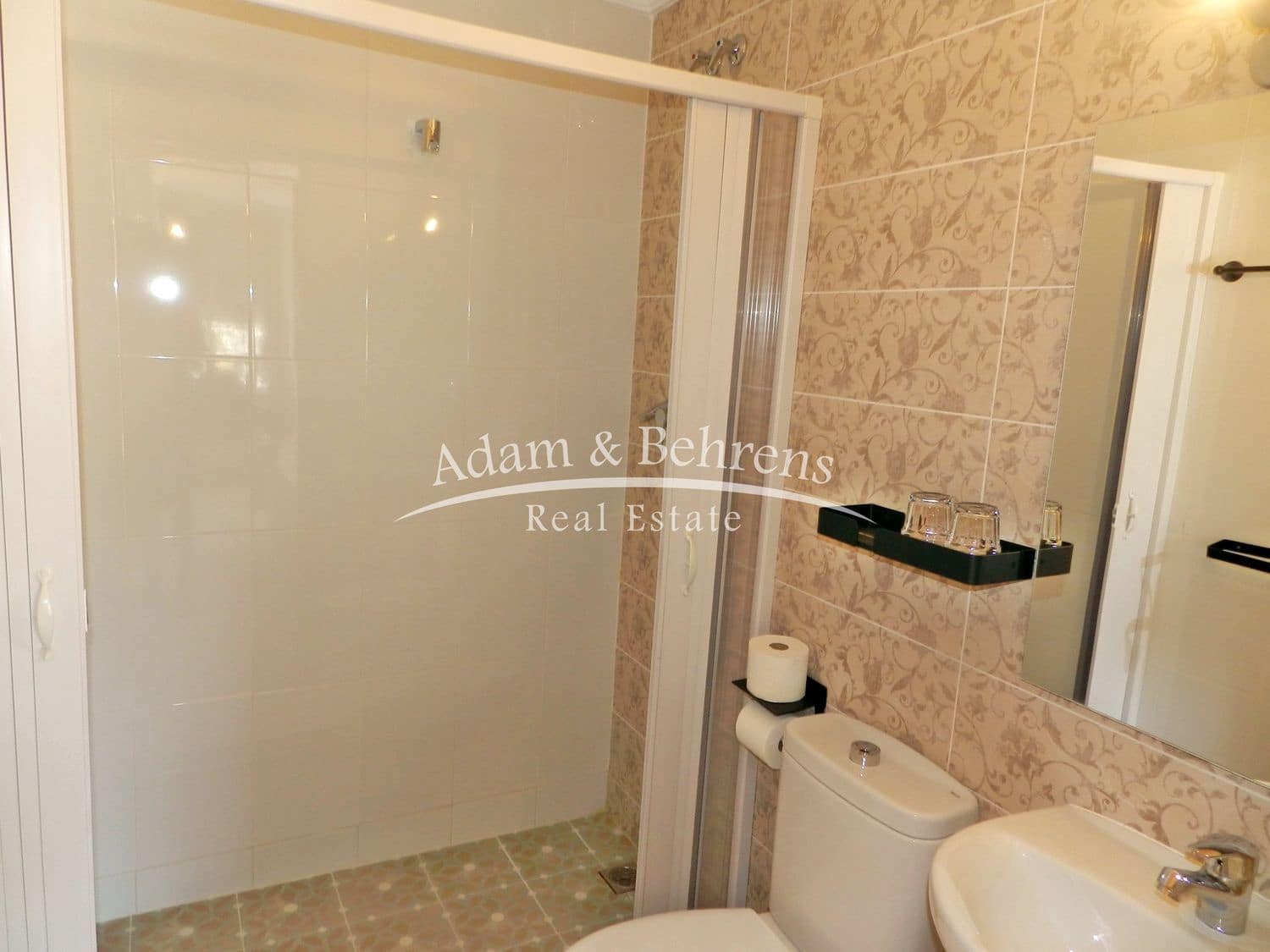 Hotelli myytävänä paikassa Calpe / Calp - 1 700 000 € (Ref: 9570321)