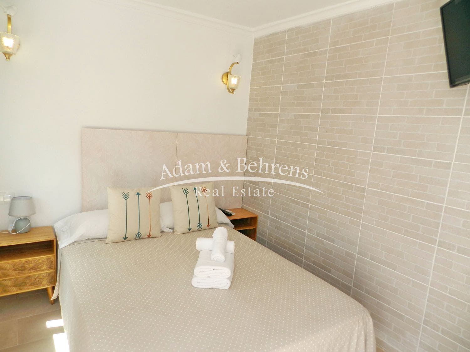 Hotelli myytävänä paikassa Calpe / Calp - 1 700 000 € (Ref: 9570321)