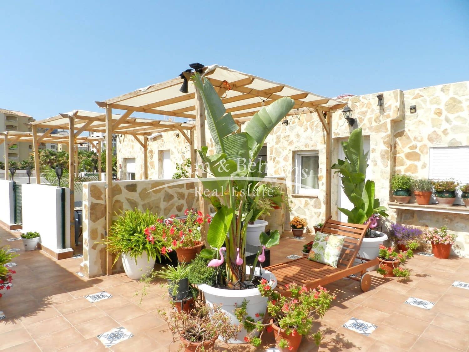 Hotelli myytävänä paikassa Calpe / Calp - 1 700 000 € (Ref: 9570321)