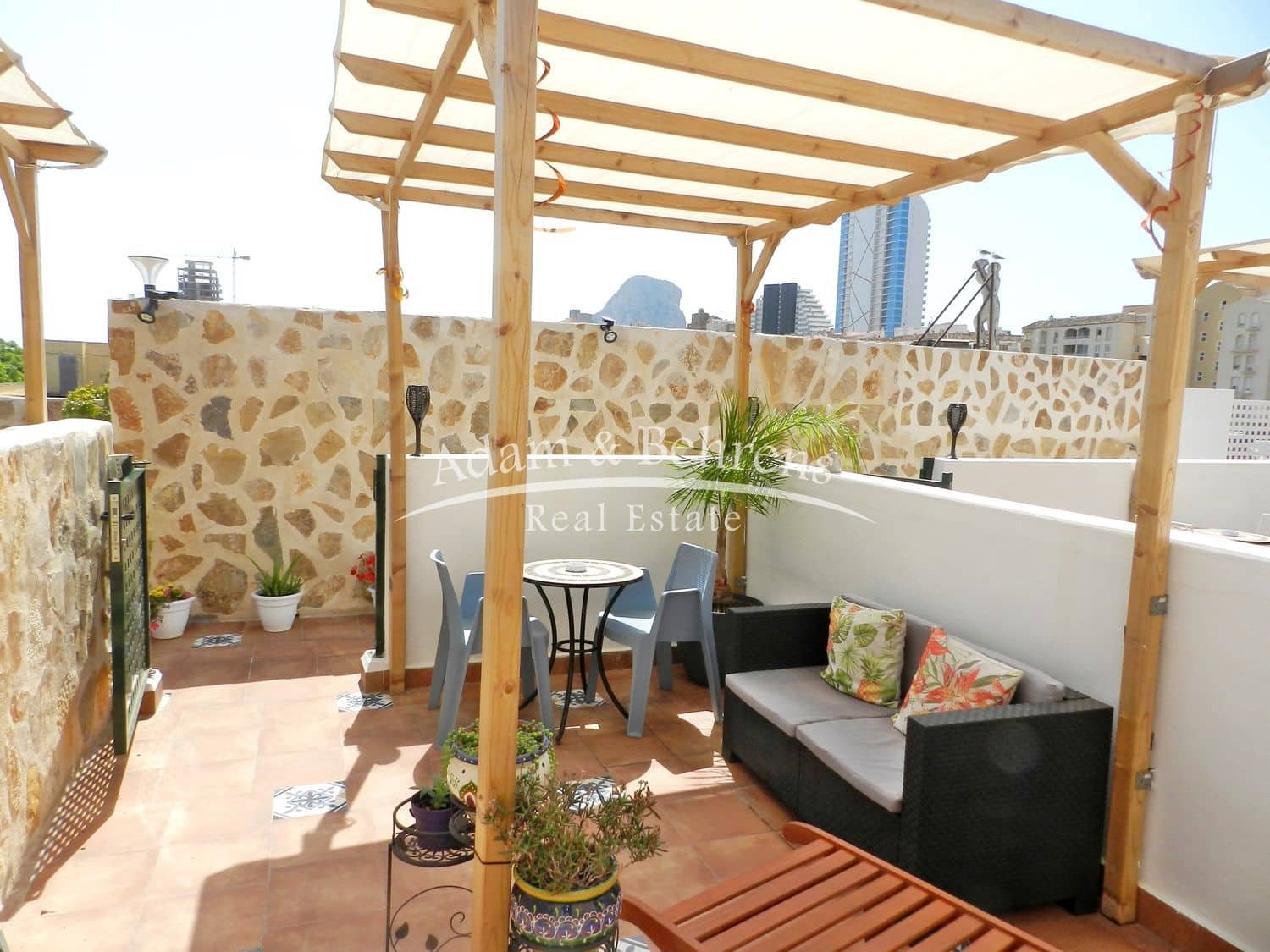 Hotelli myytävänä paikassa Calpe / Calp - 1 700 000 € (Ref: 9570321)