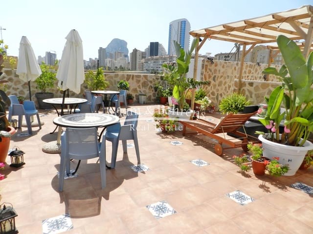 Hotelli myytävänä paikassa Gargasindi, Calpe / Calp - 1 700 000 € (Ref: 9570321)