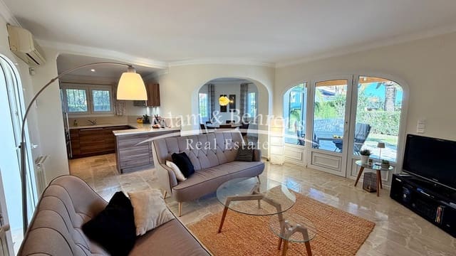 Chalet de 2 habitaciones en El Montgó, Dénia en venta con piscina garaje - 520.000 € (Ref: 9573706)