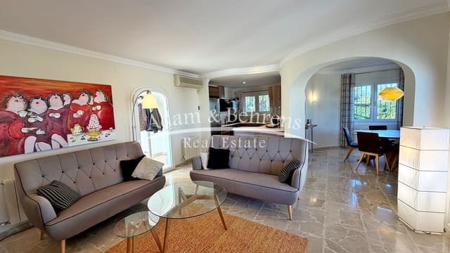 Chalet de 2 habitaciones en El Montgó, Dénia en venta con piscina garaje - 520.000 € (Ref: 9573706)