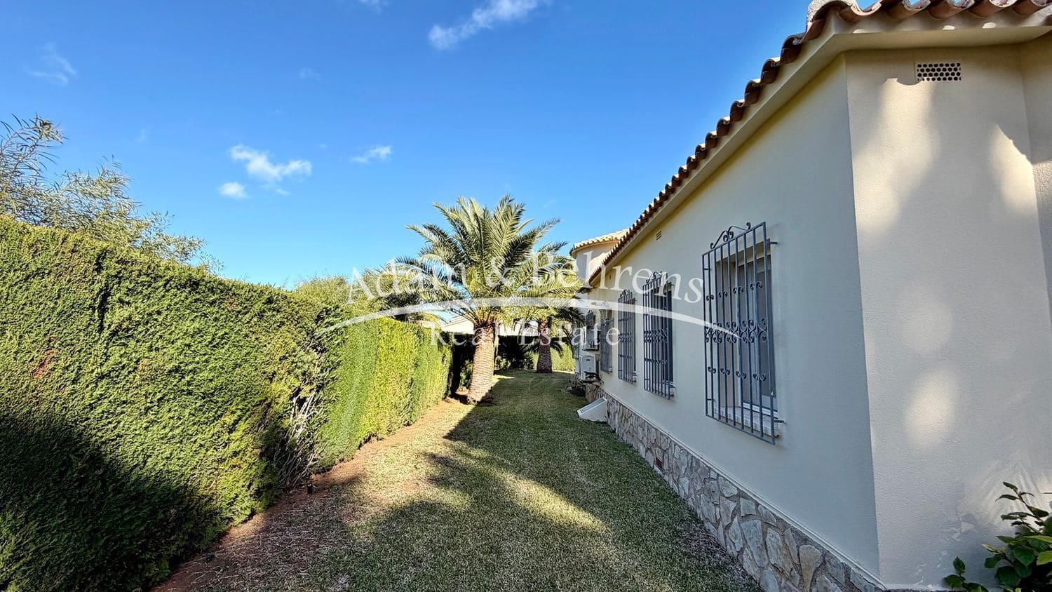 Chalet de 2 habitaciones en Dénia en venta con piscina garaje - 520.000 € (Ref: 9573706)