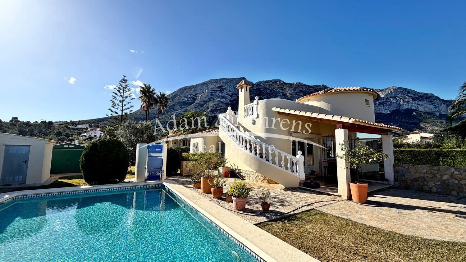 Chalet de 2 habitaciones en Dénia en venta con piscina garaje - 520.000 € (Ref: 9573706)
