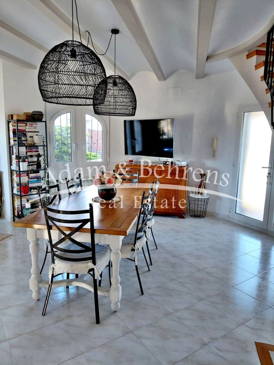 3 chambre Villa/Maison à vendre à Alicante ville avec piscine garage - 548 000 € (Ref: 9654530)