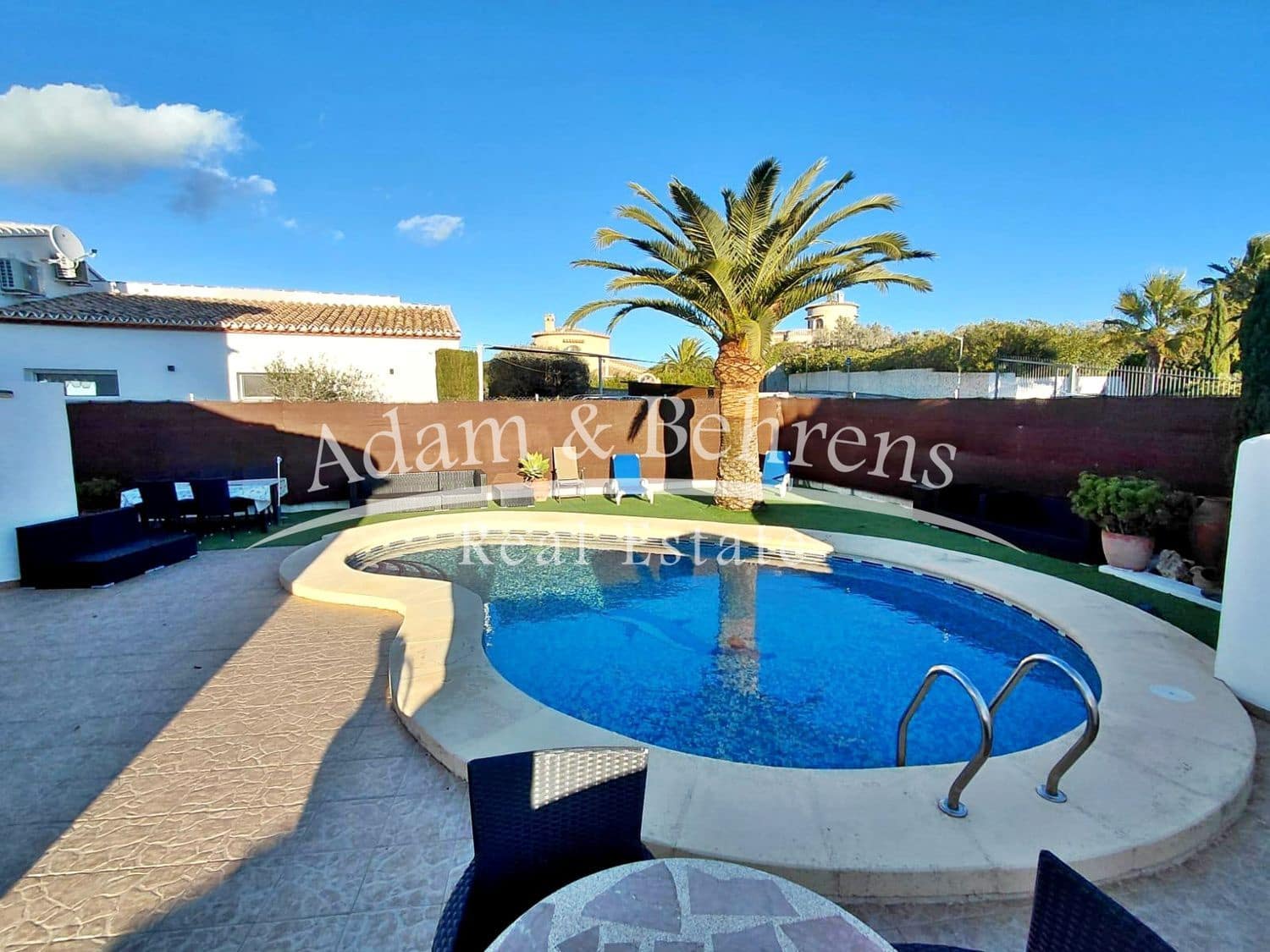 3 chambre Villa/Maison à vendre à Alicante ville avec piscine garage - 548 000 € (Ref: 9654530)