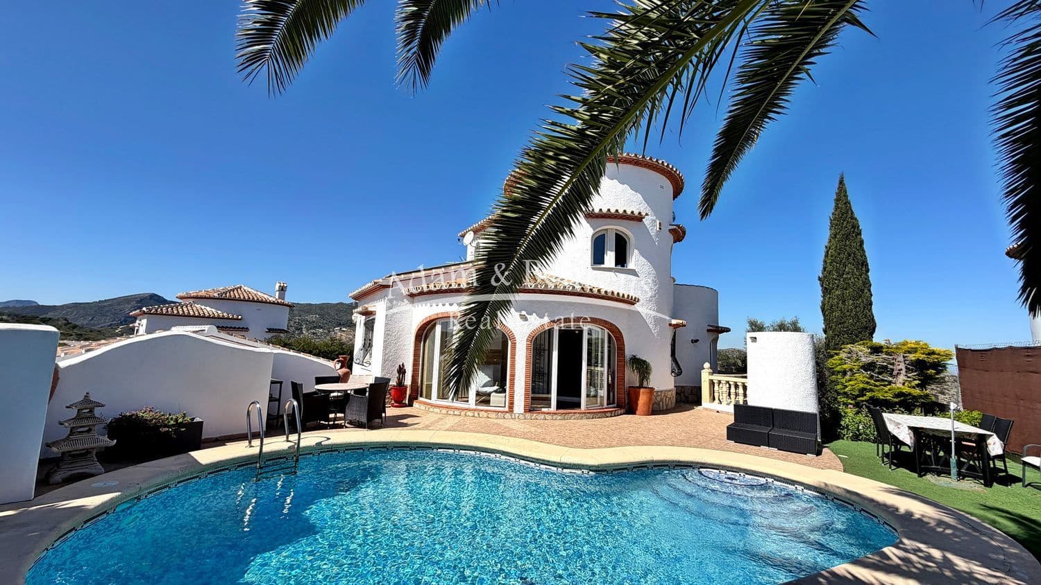 3 makuuhuone Huvila myytävänä paikassa Monte Pedreguer mukana uima-altaan 
autotalli - 548 000 € (Ref: 9654530)