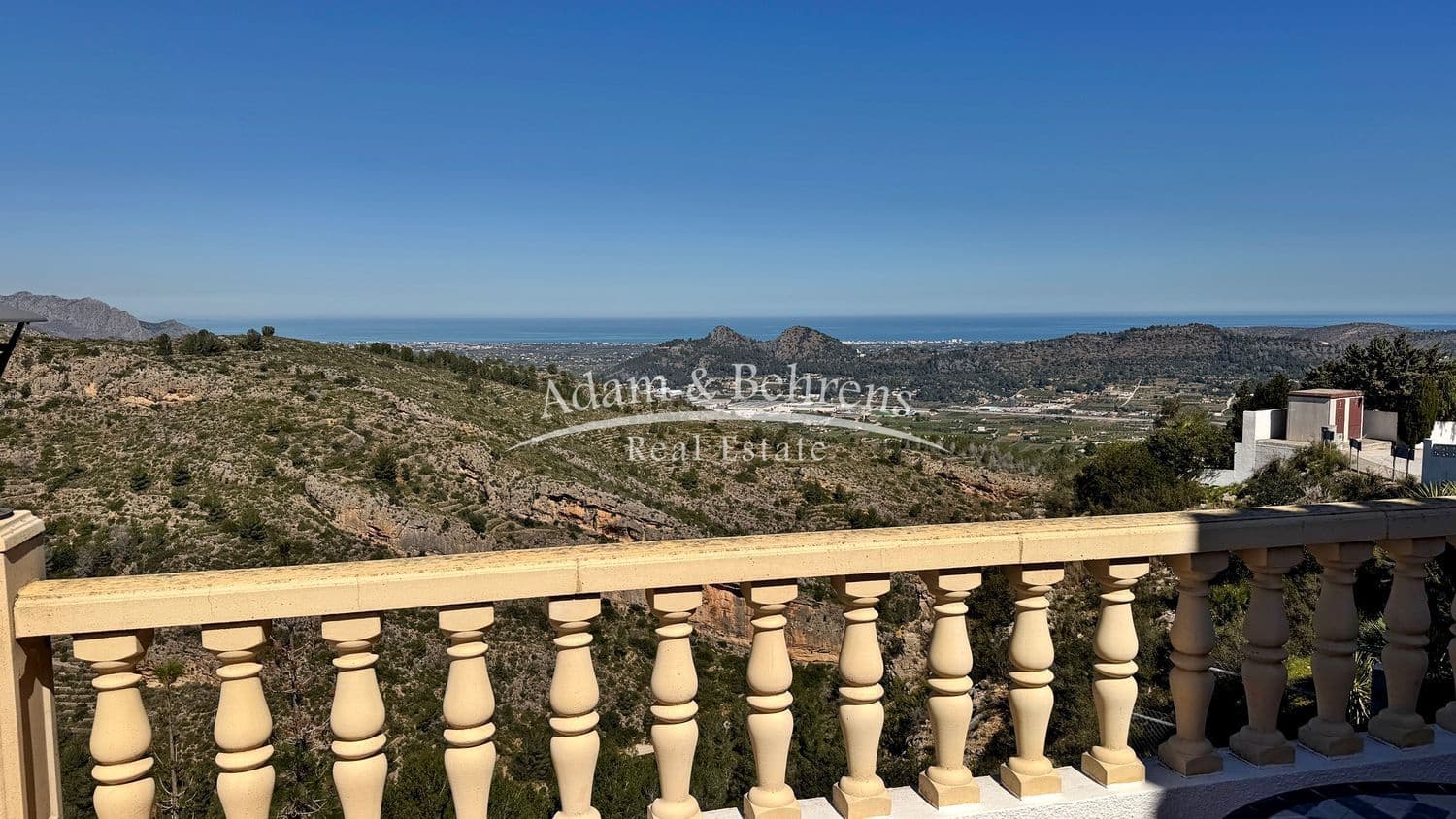 3 makuuhuone Huvila myytävänä paikassa Monte Pedreguer mukana uima-altaan 
autotalli - 548 000 € (Ref: 9654530)