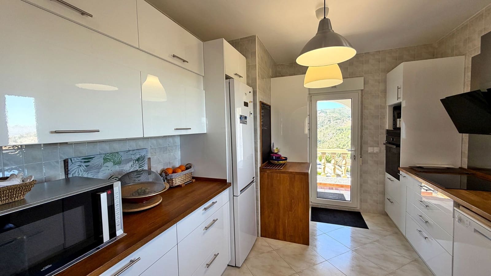 3 slaapkamer Villa te koop in Pedreguer met zwembad garage - € 548.000 (Ref: 9654530)