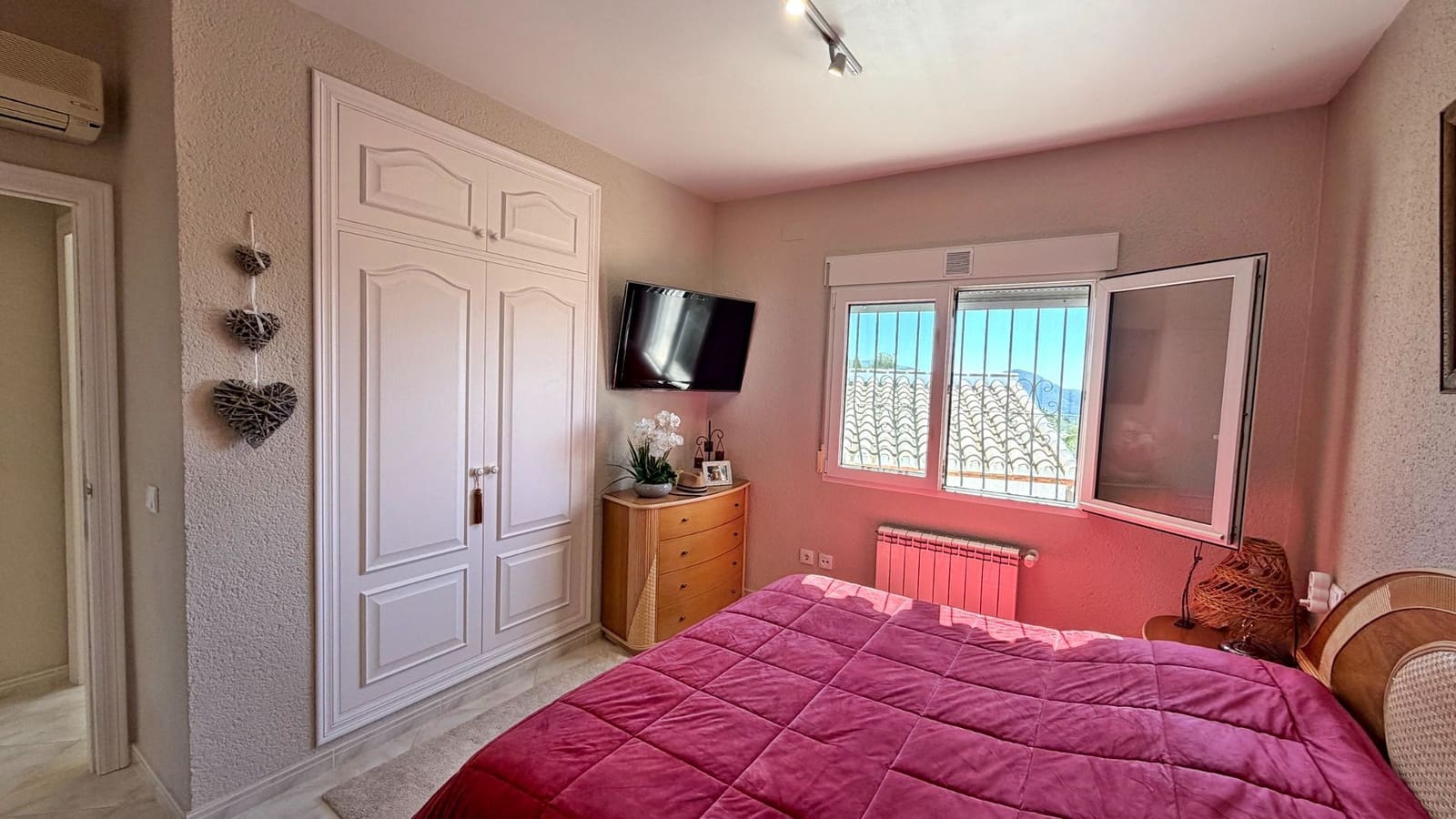 3 slaapkamer Villa te koop in Pedreguer met zwembad garage - € 548.000 (Ref: 9654530)