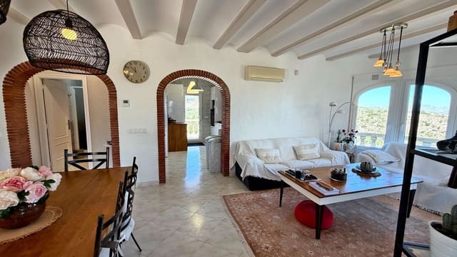 3 slaapkamer Villa te koop in Pedreguer met zwembad garage - € 548.000 (Ref: 9654530)
