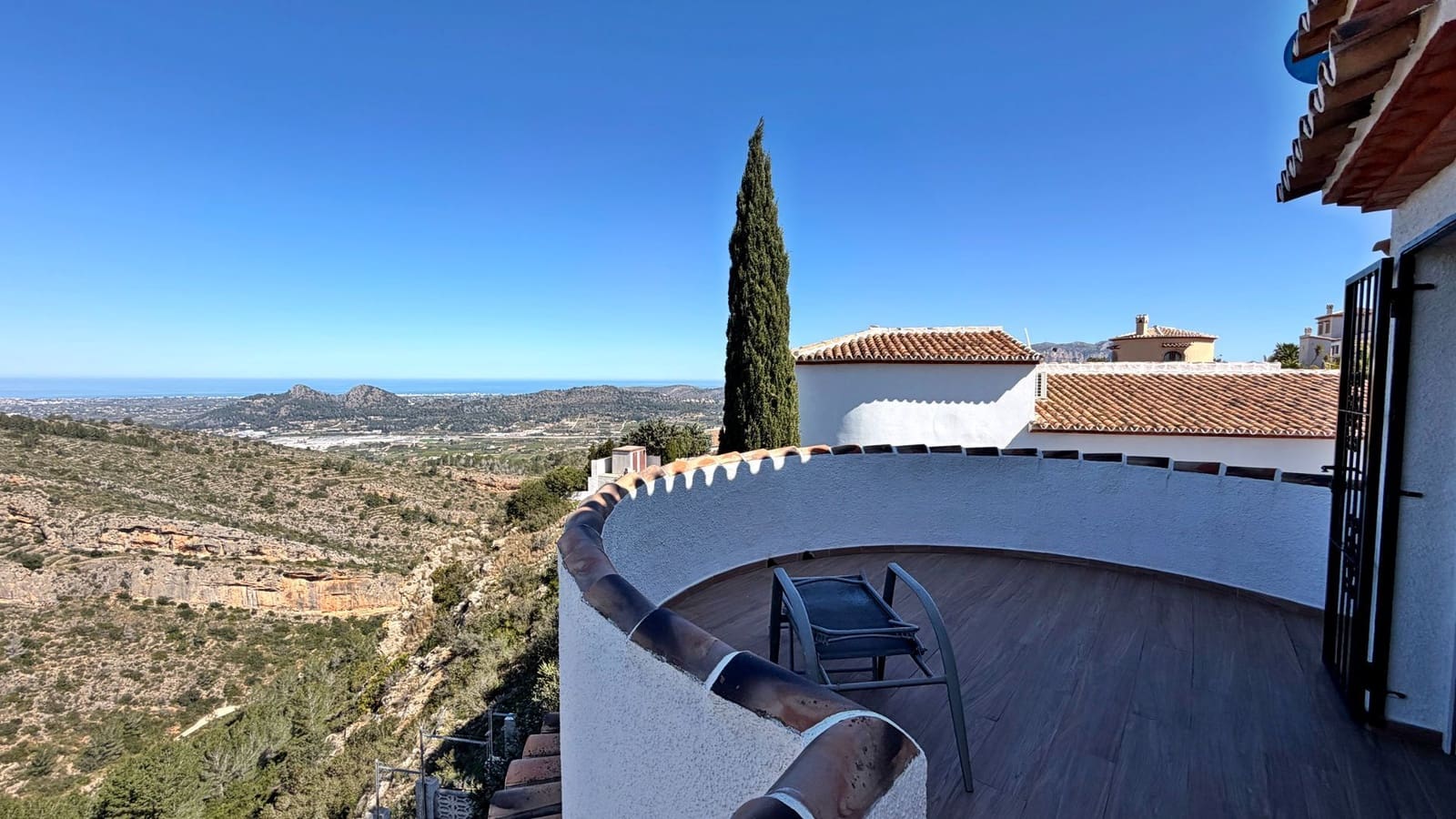 3 slaapkamer Villa te koop in Pedreguer met zwembad garage - € 548.000 (Ref: 9654530)