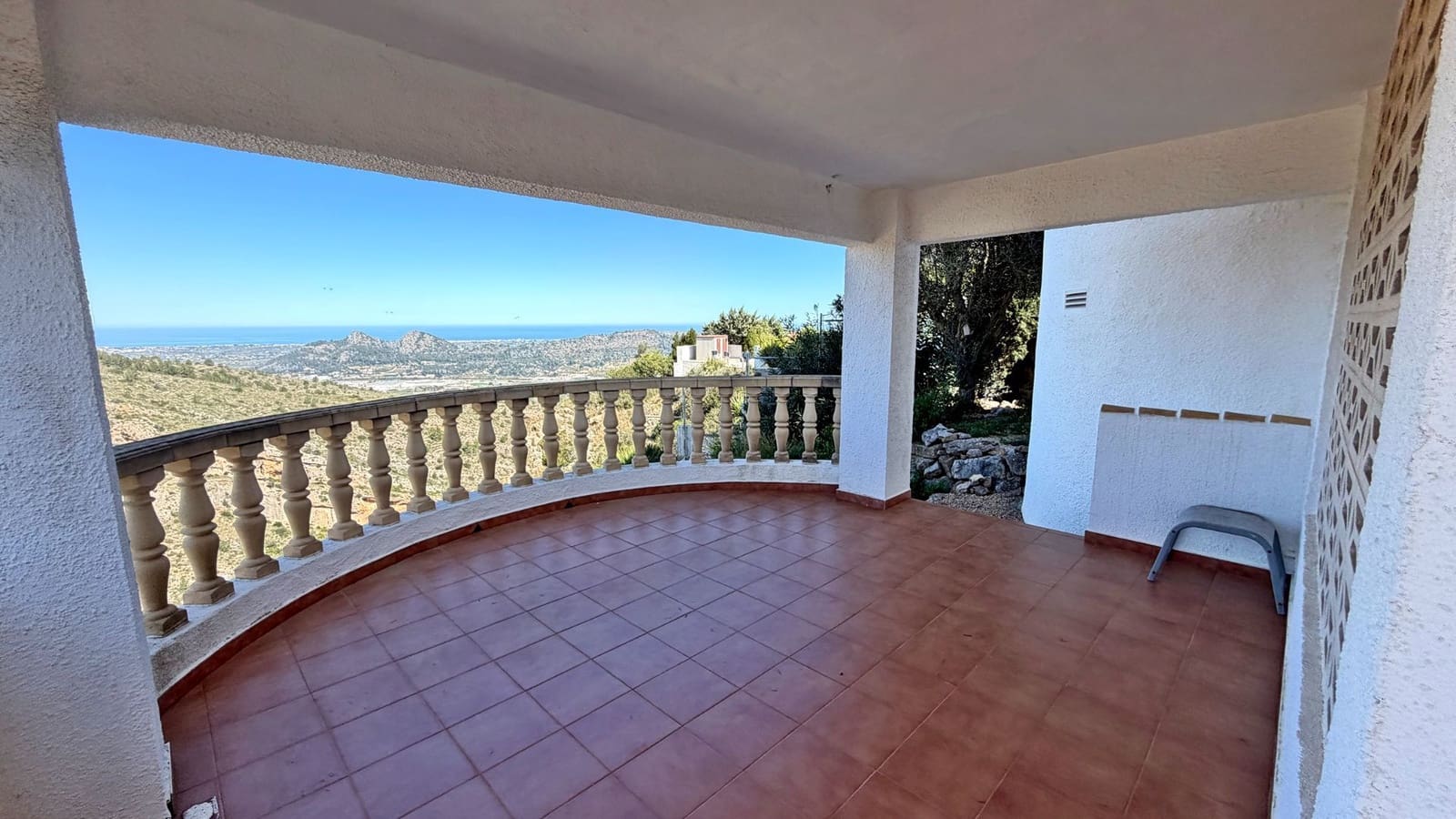 3 slaapkamer Villa te koop in Pedreguer met zwembad garage - € 548.000 (Ref: 9654530)