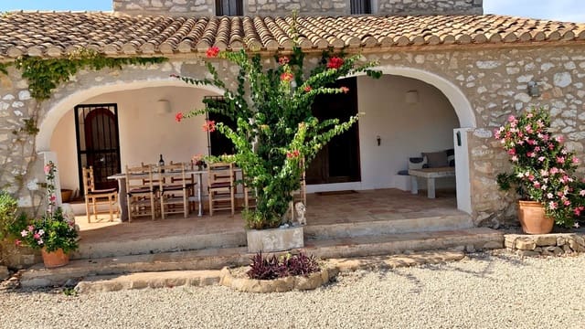Finca/Casa Rural de 5 habitaciones en Benissa en venta con piscina garaje - 1.100.000 € (Ref: 9694703)