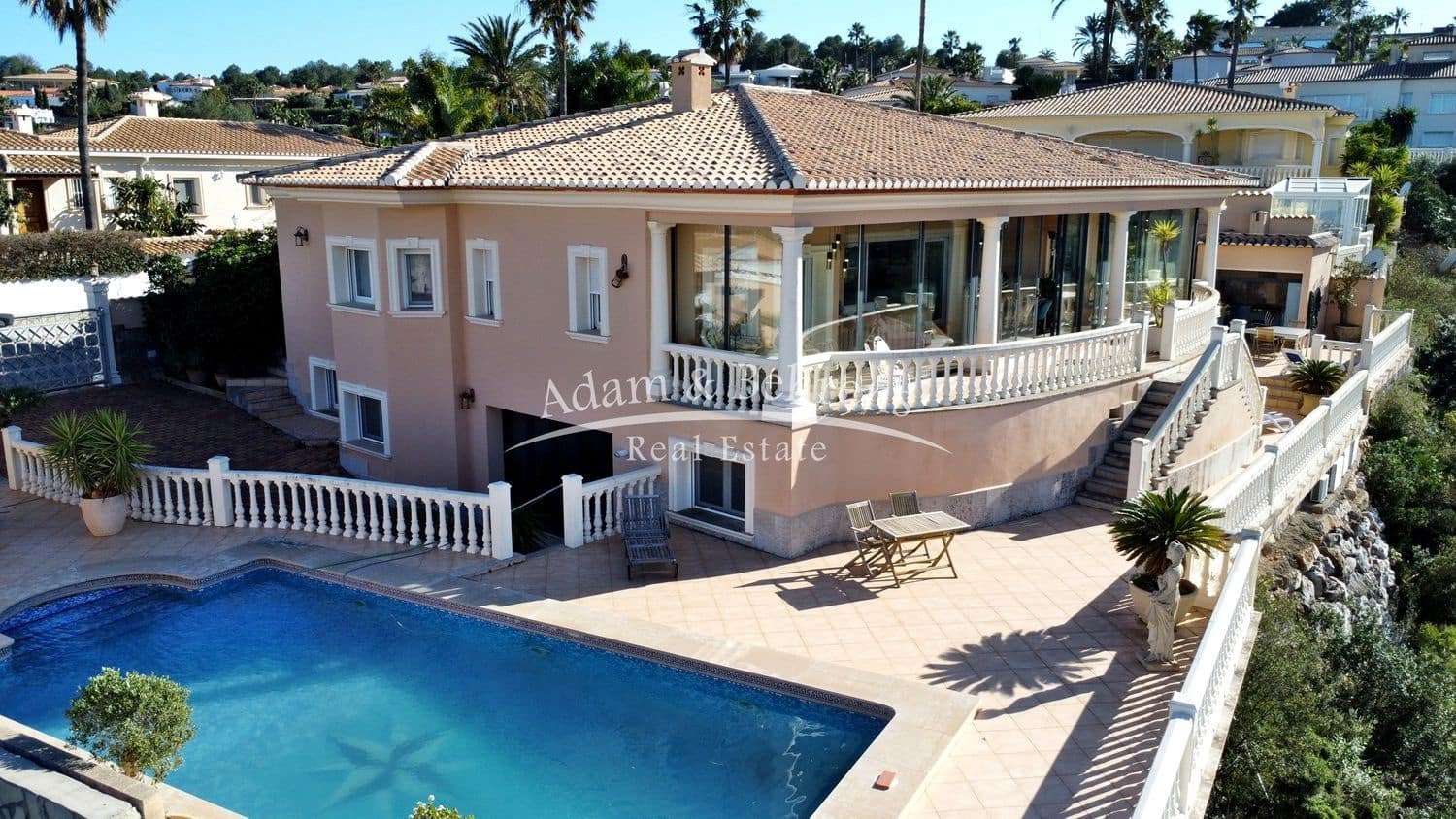 5 soverom Villa til salgs i Denia med svømmebasseng garasje - € 1 175 000 (Ref: 9700357)