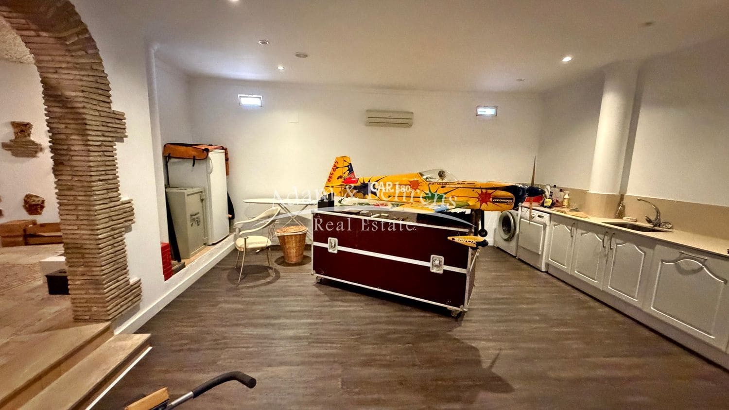 5 soverom Villa til salgs i Denia med svømmebasseng garasje - € 1 175 000 (Ref: 9700357)