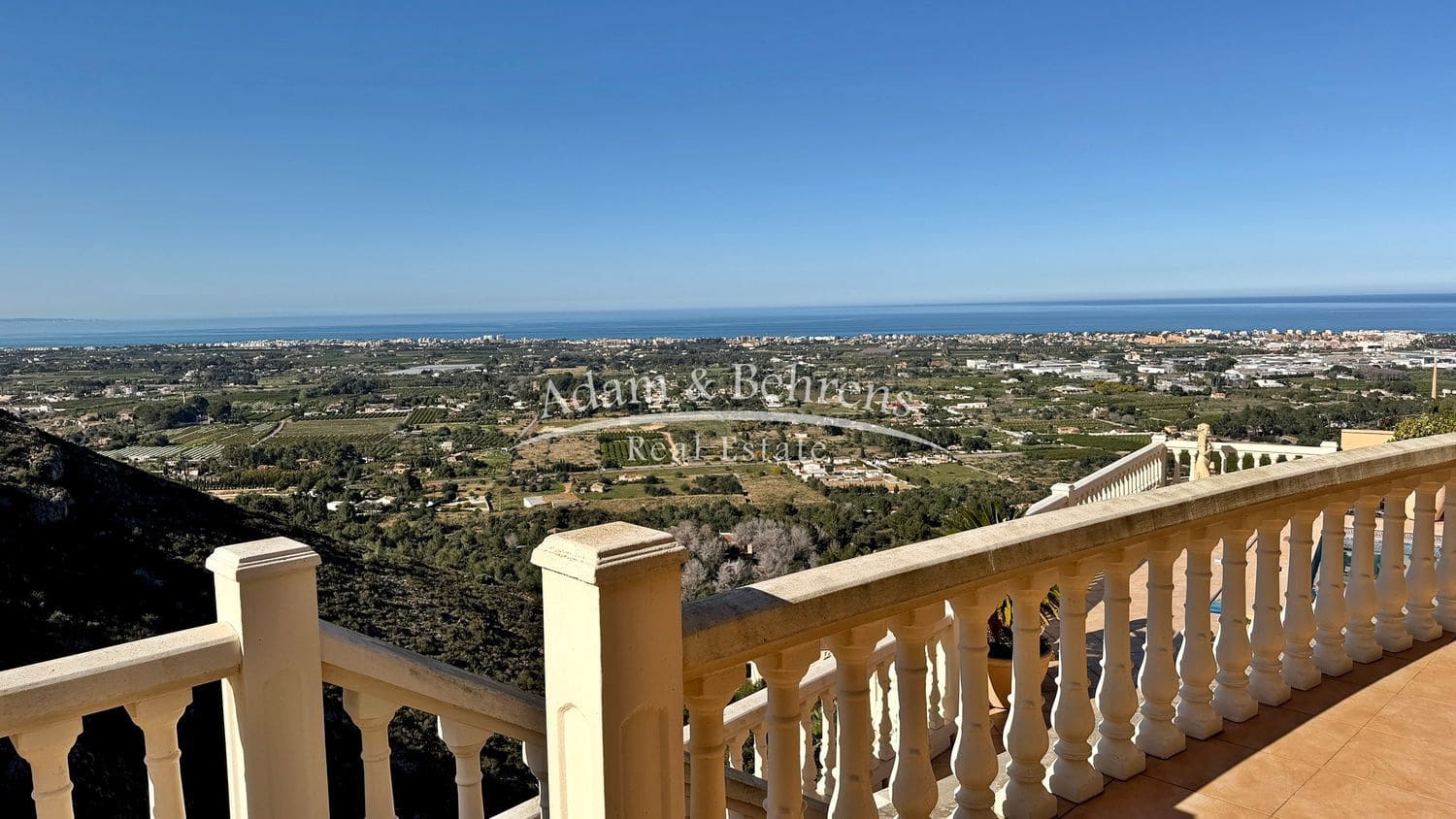 5 soverom Villa til salgs i Denia med svømmebasseng garasje - € 1 175 000 (Ref: 9700357)