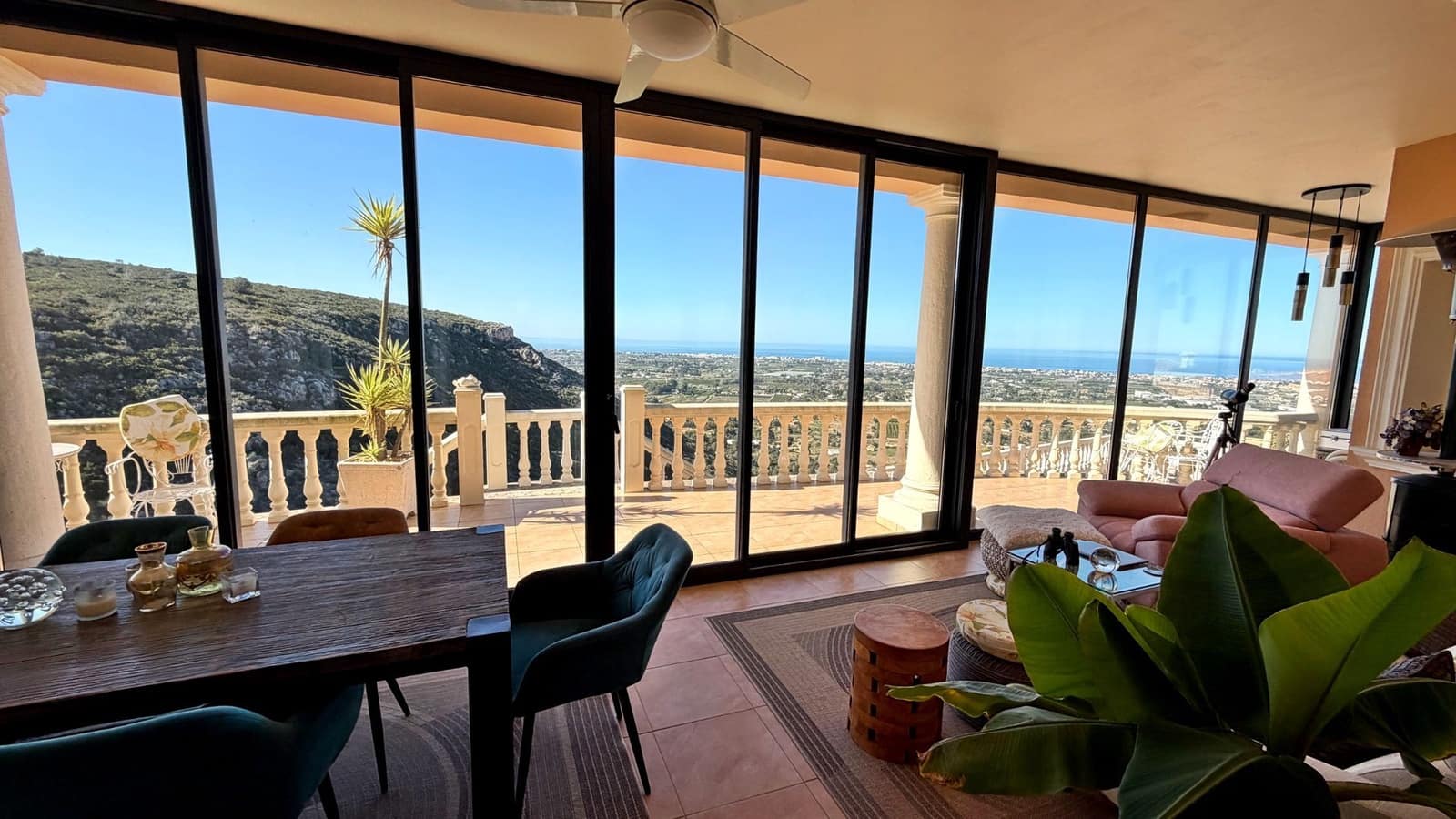 5 Zimmer Villa zu verkaufen in Denia mit Pool Garage - 1.175.000 € (Ref: 9700357)