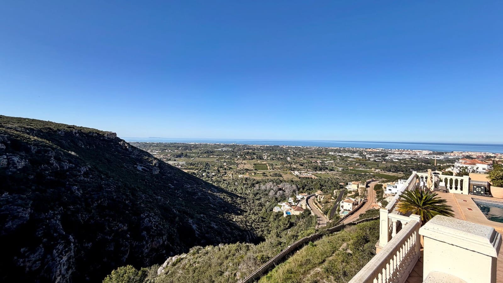 5 Zimmer Villa zu verkaufen in Denia mit Pool Garage - 1.175.000 € (Ref: 9700357)