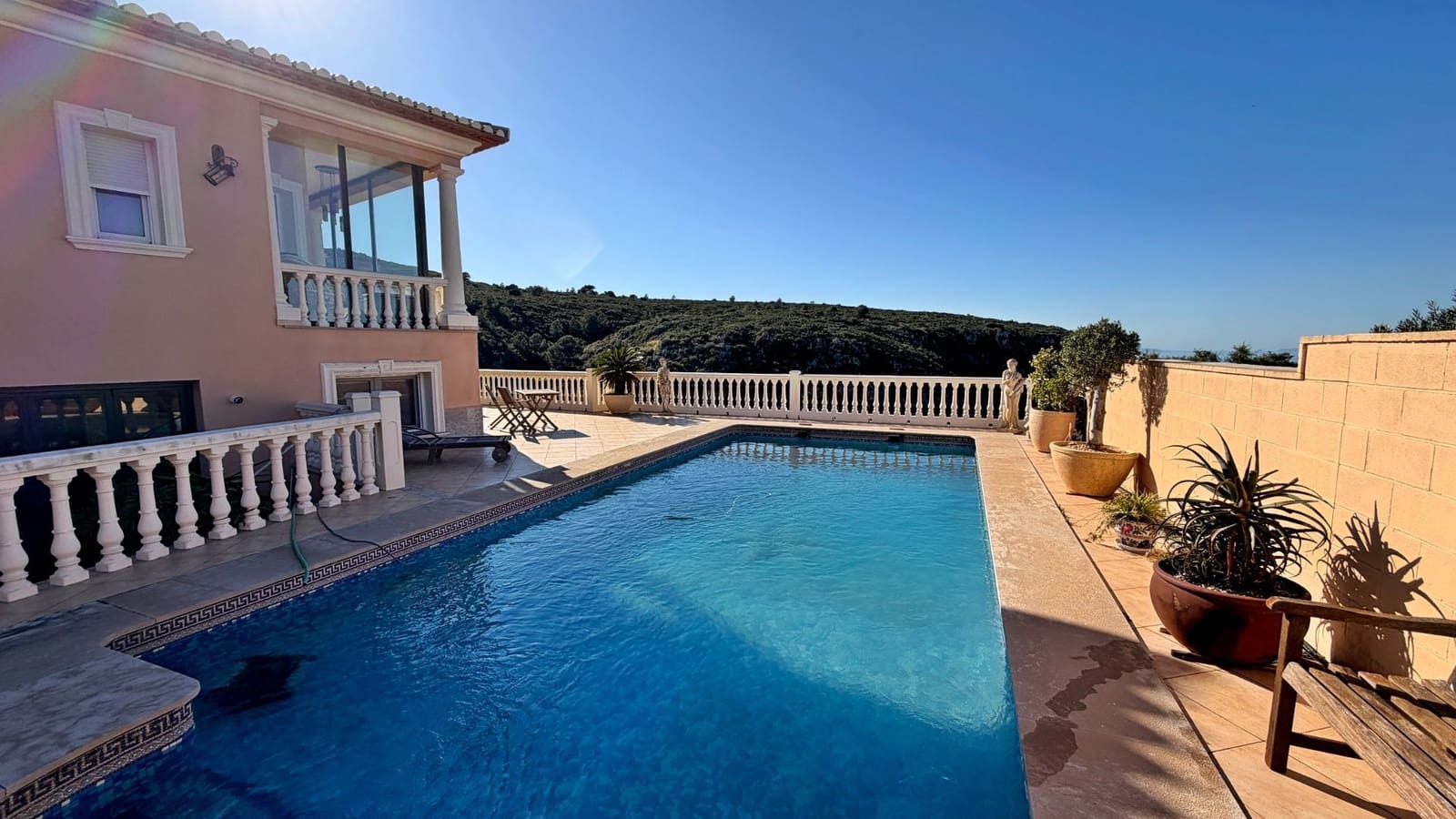 5 Zimmer Villa zu verkaufen in Denia mit Pool Garage - 1.175.000 € (Ref: 9700357)