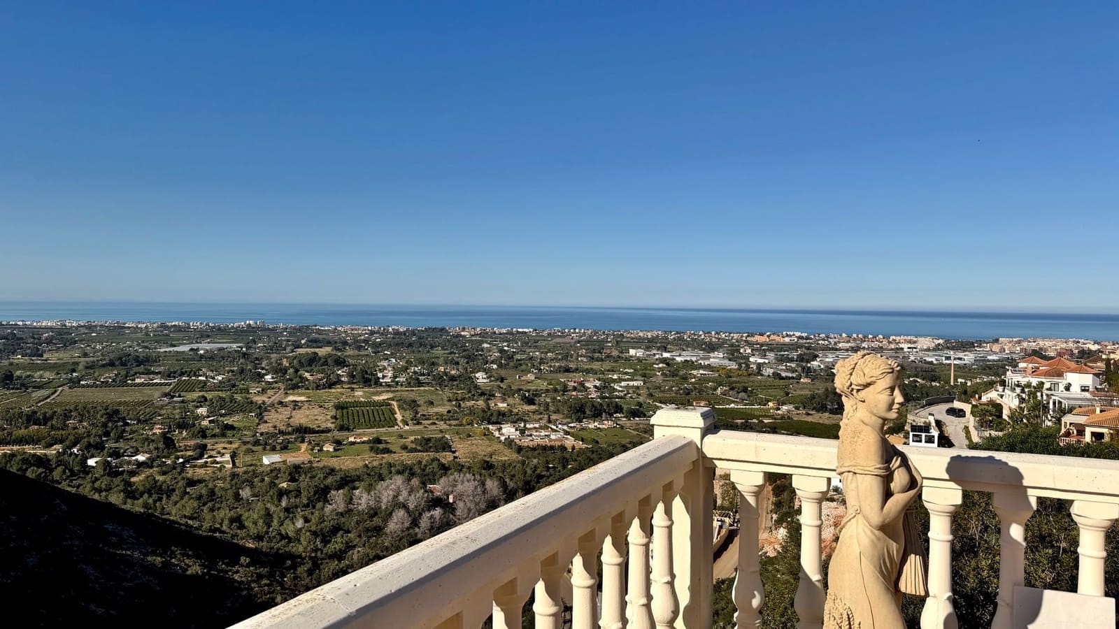 5 Zimmer Villa zu verkaufen in Denia mit Pool Garage - 1.175.000 € (Ref: 9700357)