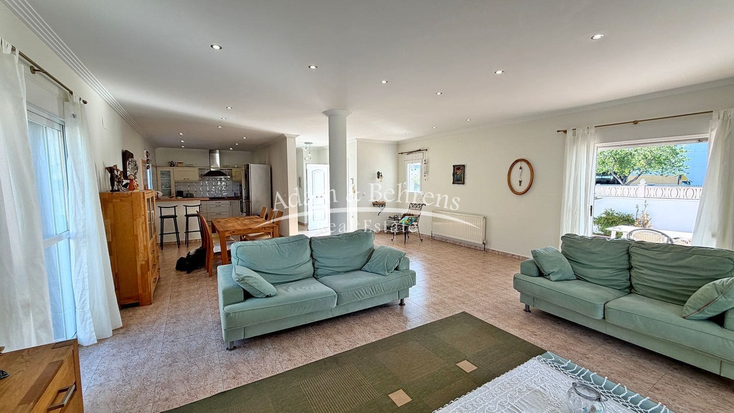 3 bedroom Villa for sale in Alicante / Alacant city with pool garage - € 630,000 (Ref: 9719484)