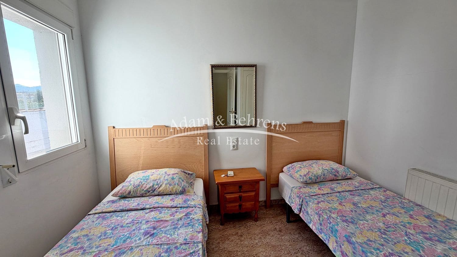 3 bedroom Villa for sale in Alicante / Alacant city with pool garage - € 630,000 (Ref: 9719484)