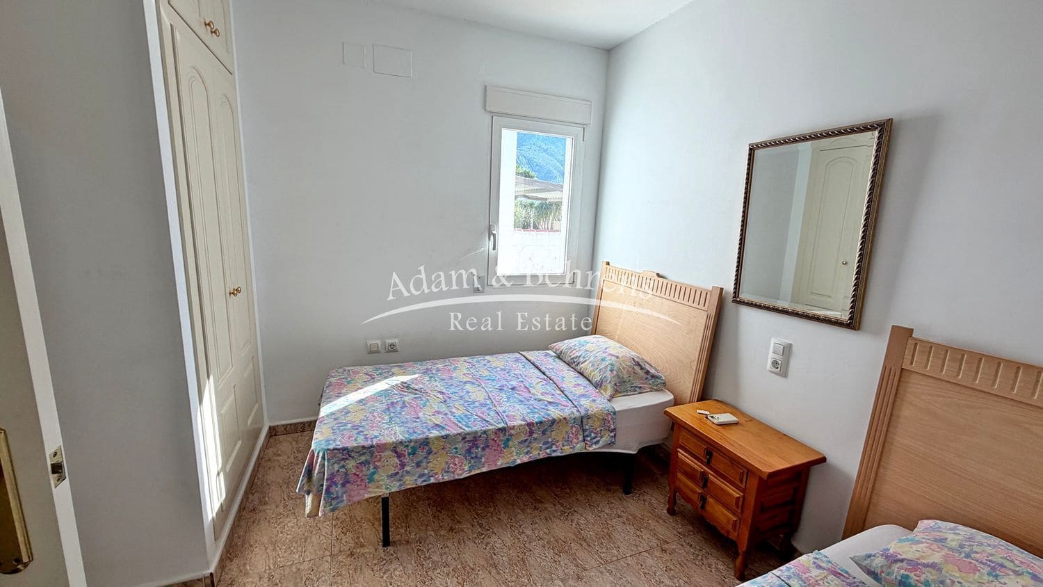 3 bedroom Villa for sale in Alicante / Alacant city with pool garage - € 630,000 (Ref: 9719484)