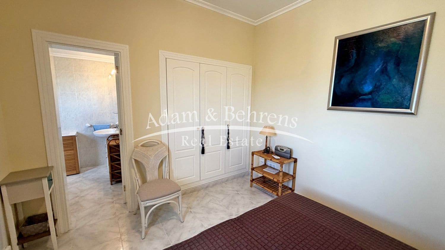 3 makuuhuone Huvila myytävänä paikassa Orba mukana uima-altaan 
autotalli - 470 000 € (Ref: 9796078)