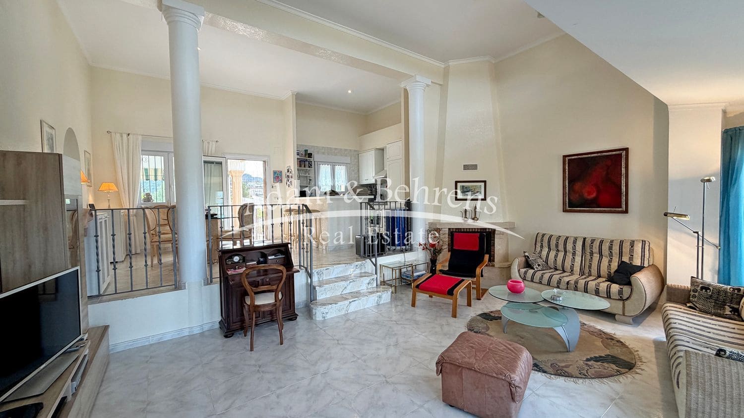 3 makuuhuone Huvila myytävänä paikassa Orba mukana uima-altaan 
autotalli - 470 000 € (Ref: 9796078)