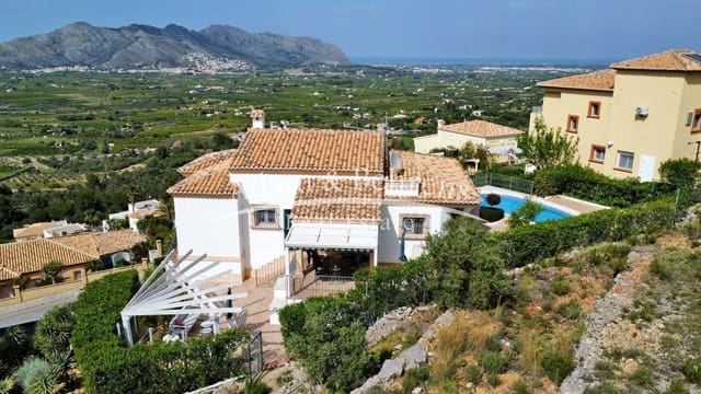 3 quarto Moradia para venda em Orba com piscina garagem - 470 000 € (Ref: 9796078)