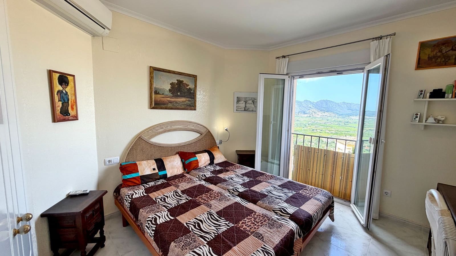 3 chambre Villa/Maison à vendre à Orba avec piscine - 470 000 € (Ref: 9796078)