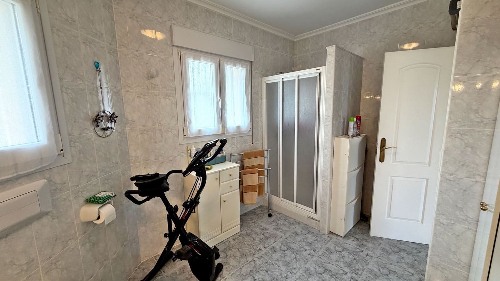3 chambre Villa/Maison à vendre à Orba avec piscine - 470 000 € (Ref: 9796078)