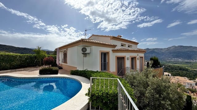 3 bedroom Villa for sale in Orba with pool - € 470,000 (Ref: 9796078)