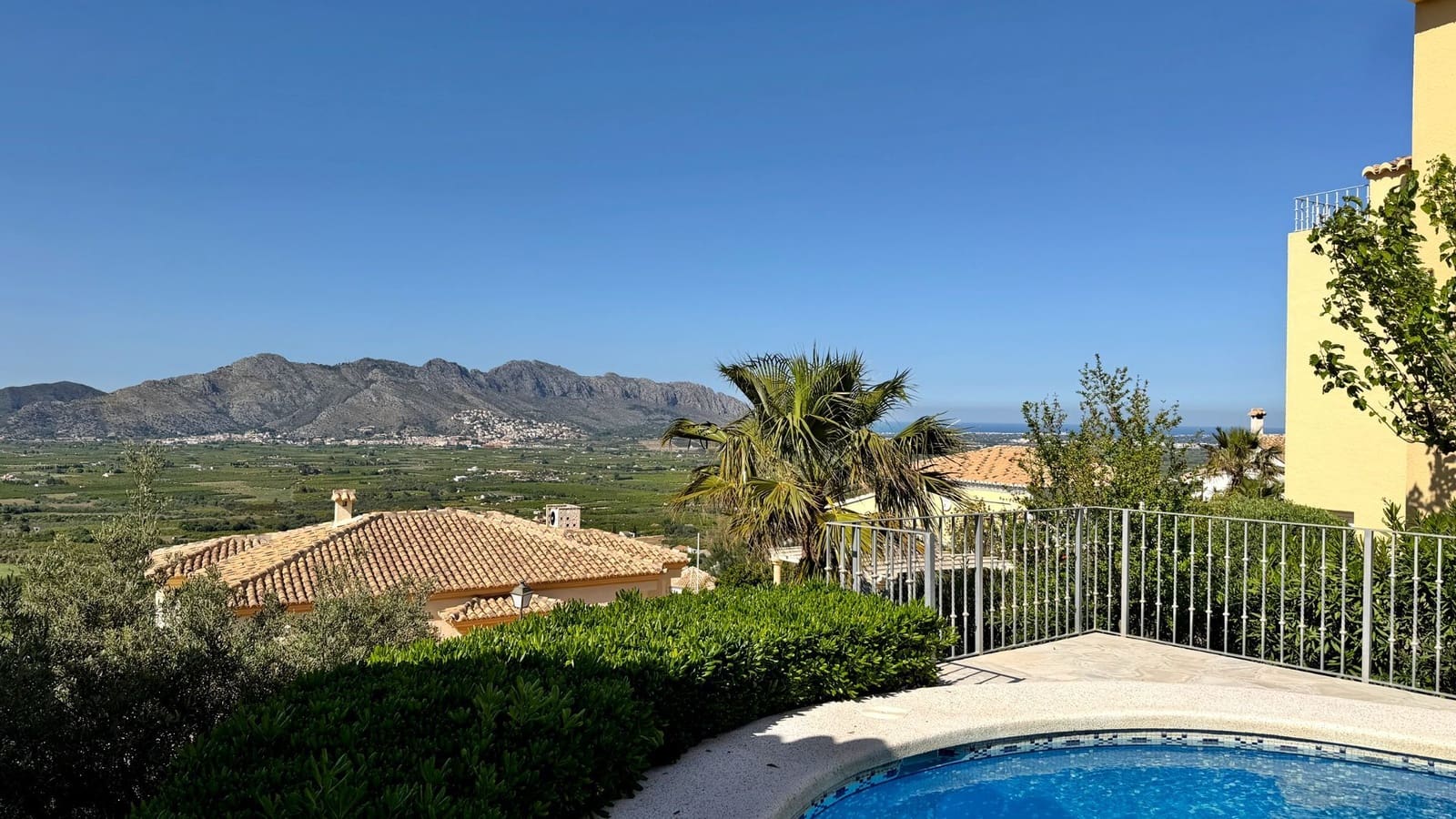 3 chambre Villa/Maison à vendre à Orba avec piscine - 470 000 € (Ref: 9796078)