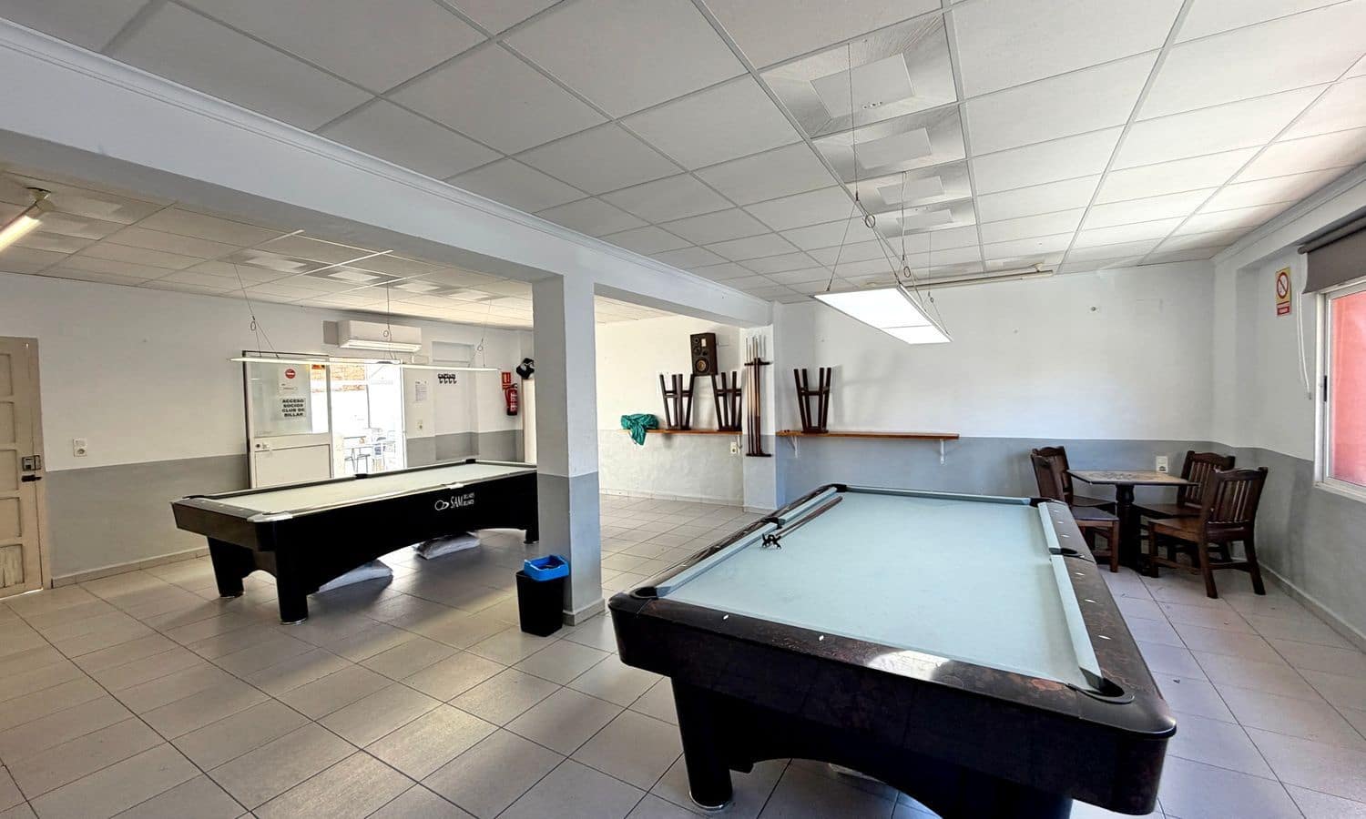 Comercial para venda em Denia - 299 000 € (Ref: 9864017)