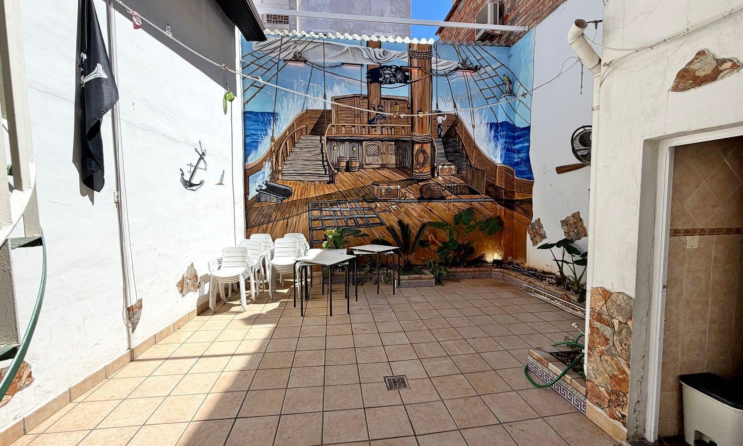 Comercial para venda em Denia - 299 000 € (Ref: 9864017)