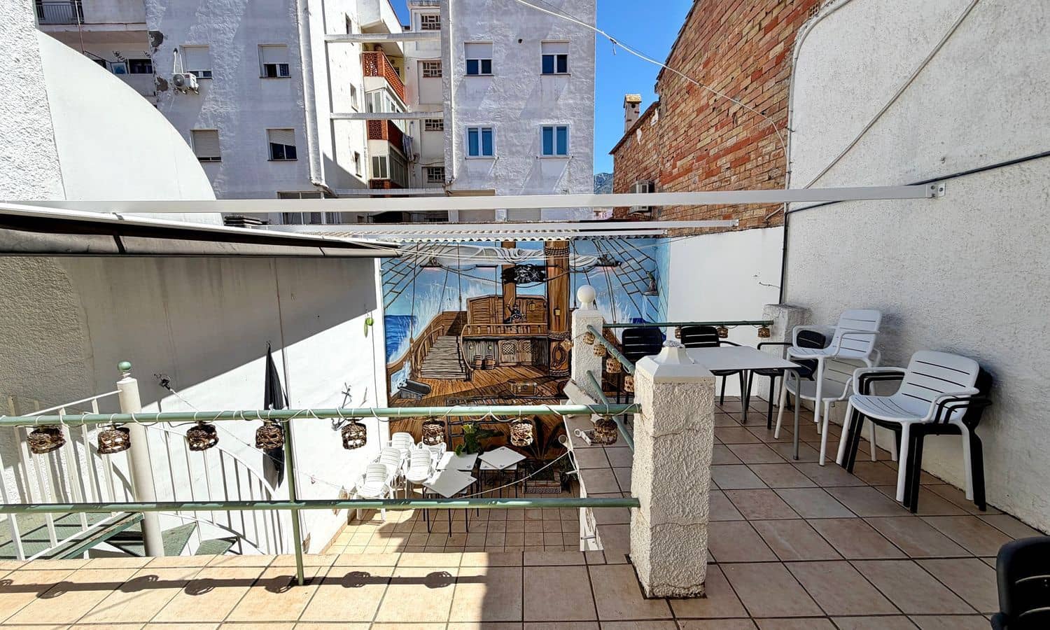 Comercial para venda em Denia - 299 000 € (Ref: 9864017)