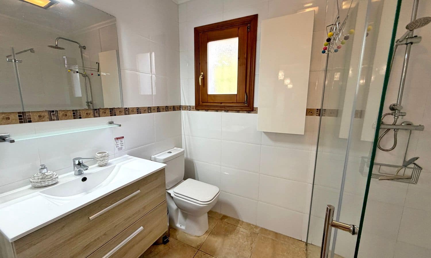 5 bedroom Villa for sale in Pego with pool garage - € 649,000 (Ref: 9866296)