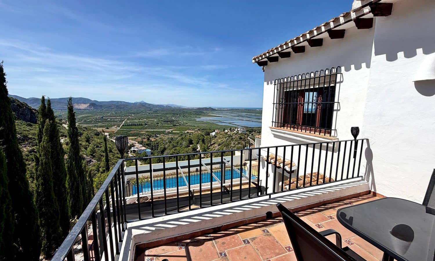 5 bedroom Villa for sale in Pego with pool garage - € 649,000 (Ref: 9866296)