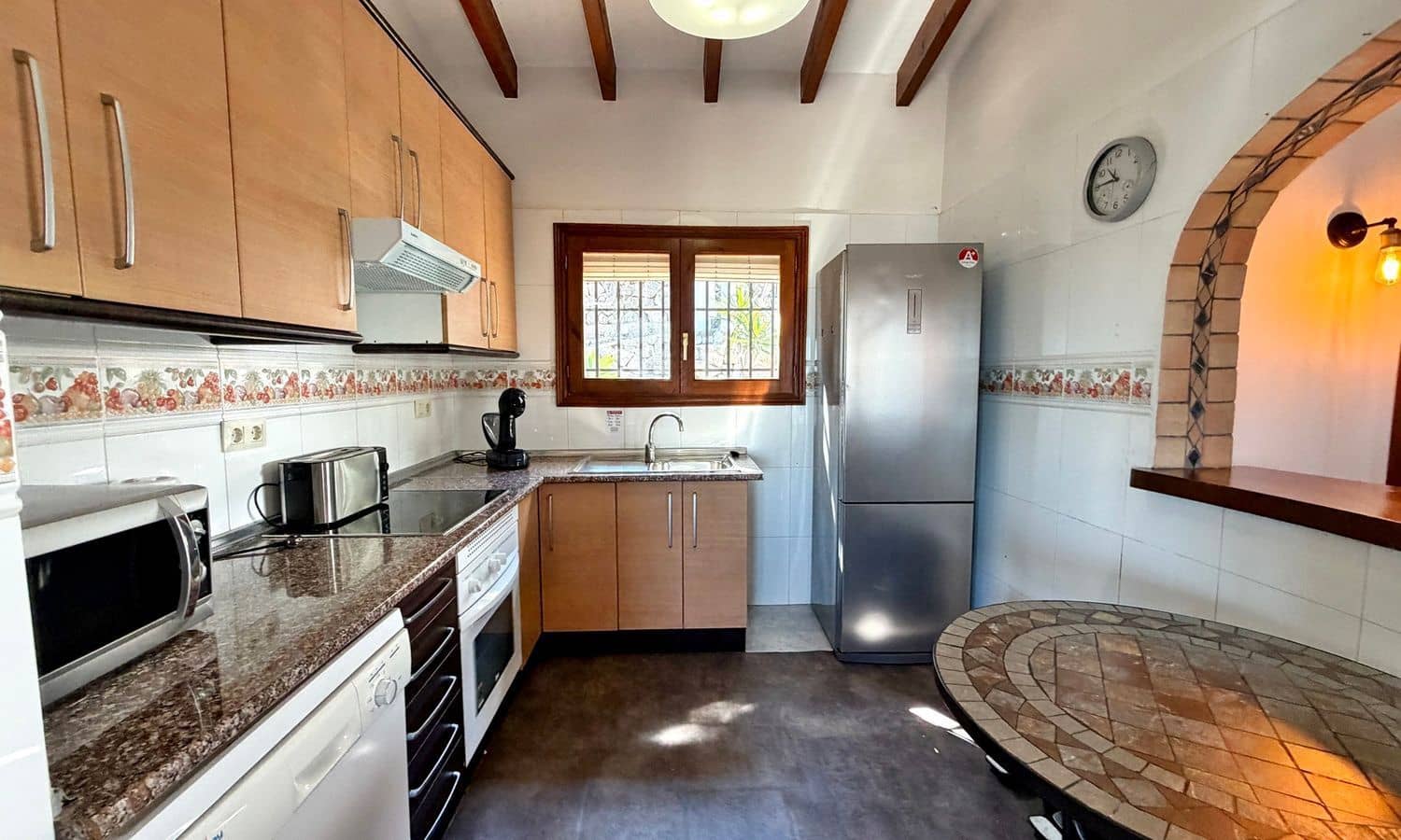 5 bedroom Villa for sale in Pego with pool garage - € 649,000 (Ref: 9866296)