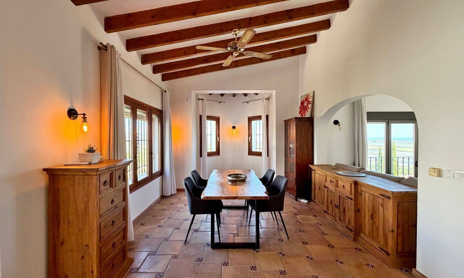 5 bedroom Villa for sale in Pego with pool garage - € 649,000 (Ref: 9866296)