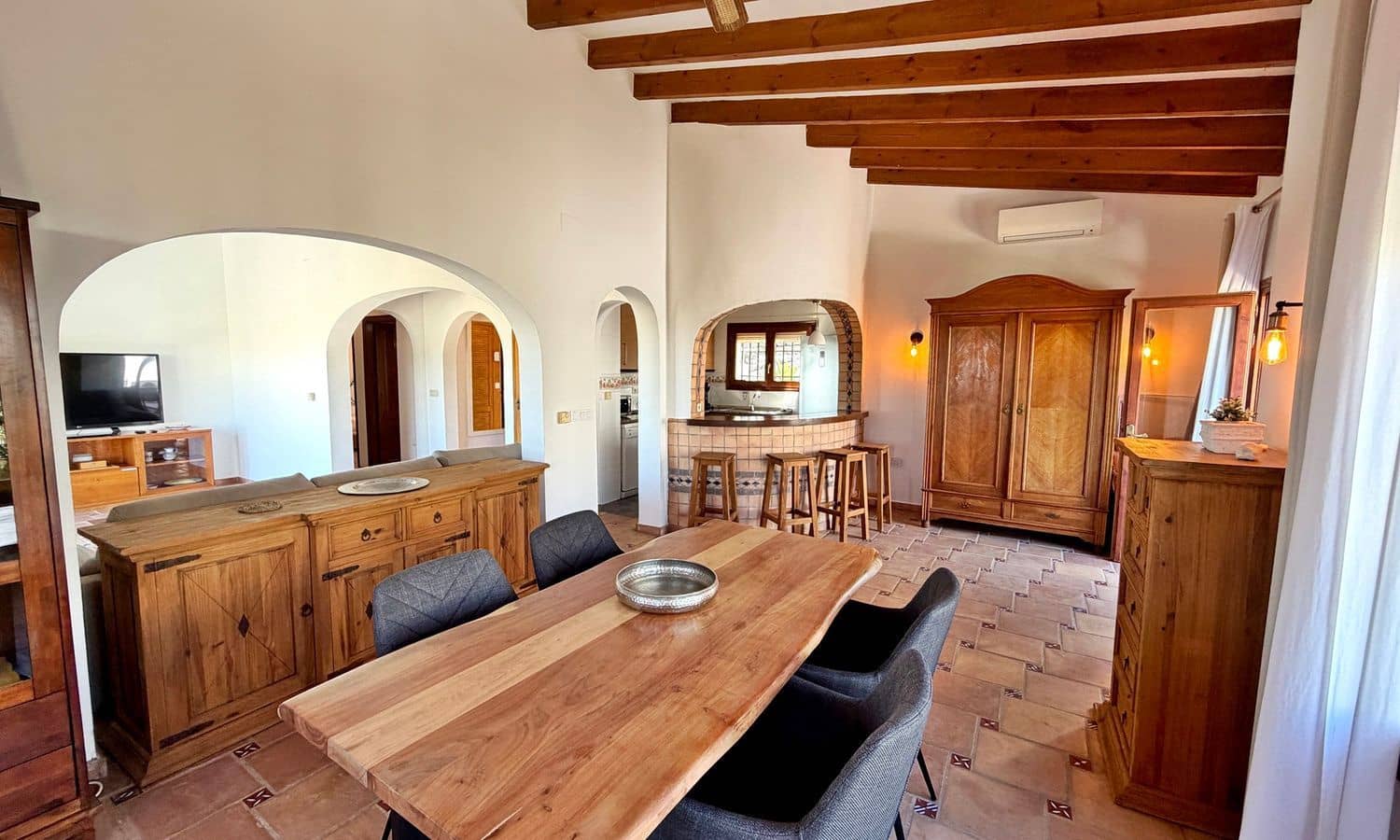 5 bedroom Villa for sale in Pego with pool garage - € 649,000 (Ref: 9866296)
