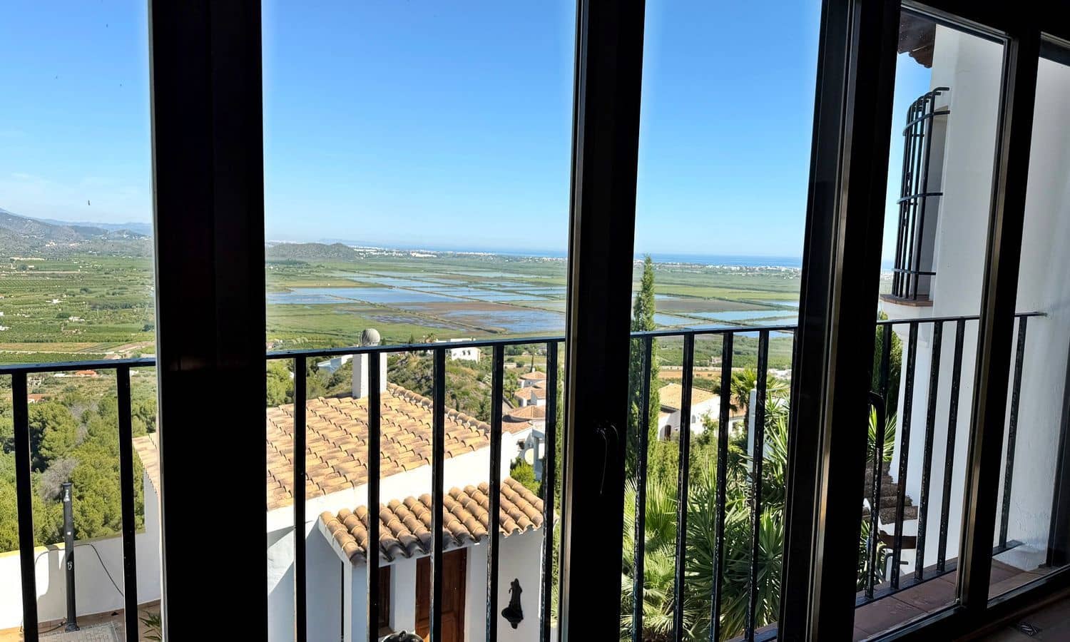 5 bedroom Villa for sale in Pego with pool garage - € 649,000 (Ref: 9866296)