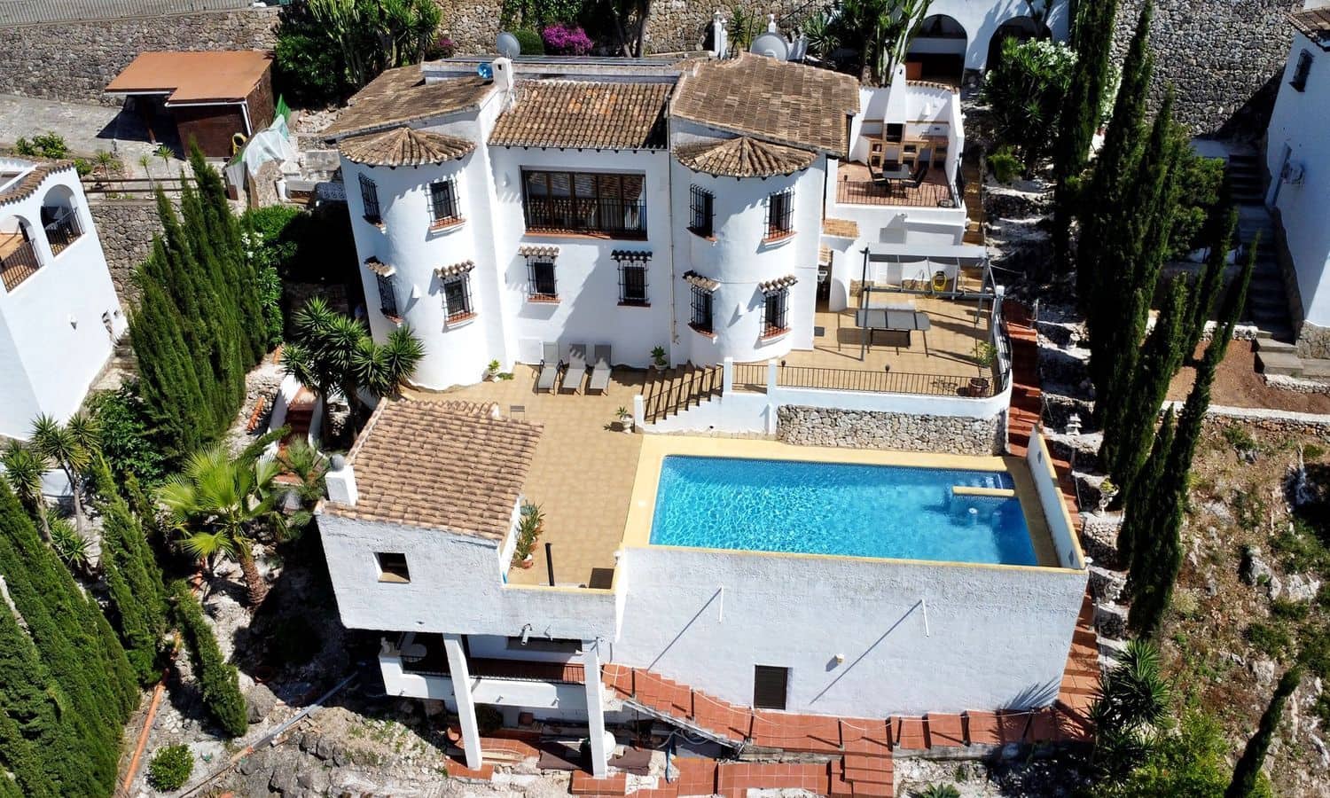5 bedroom Villa for sale in Pego with pool garage - € 649,000 (Ref: 9866296)